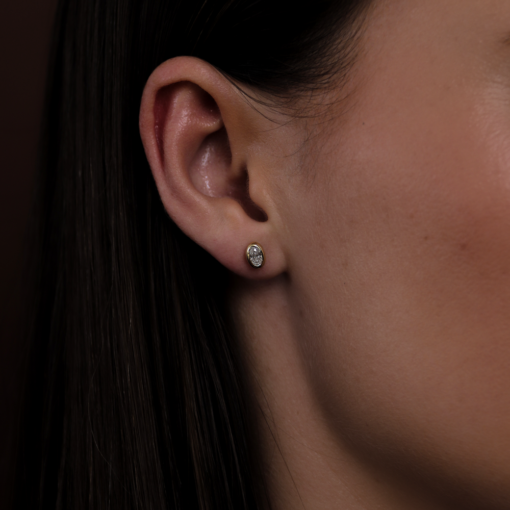 The Vera Earrings - Oval Bezel Studs