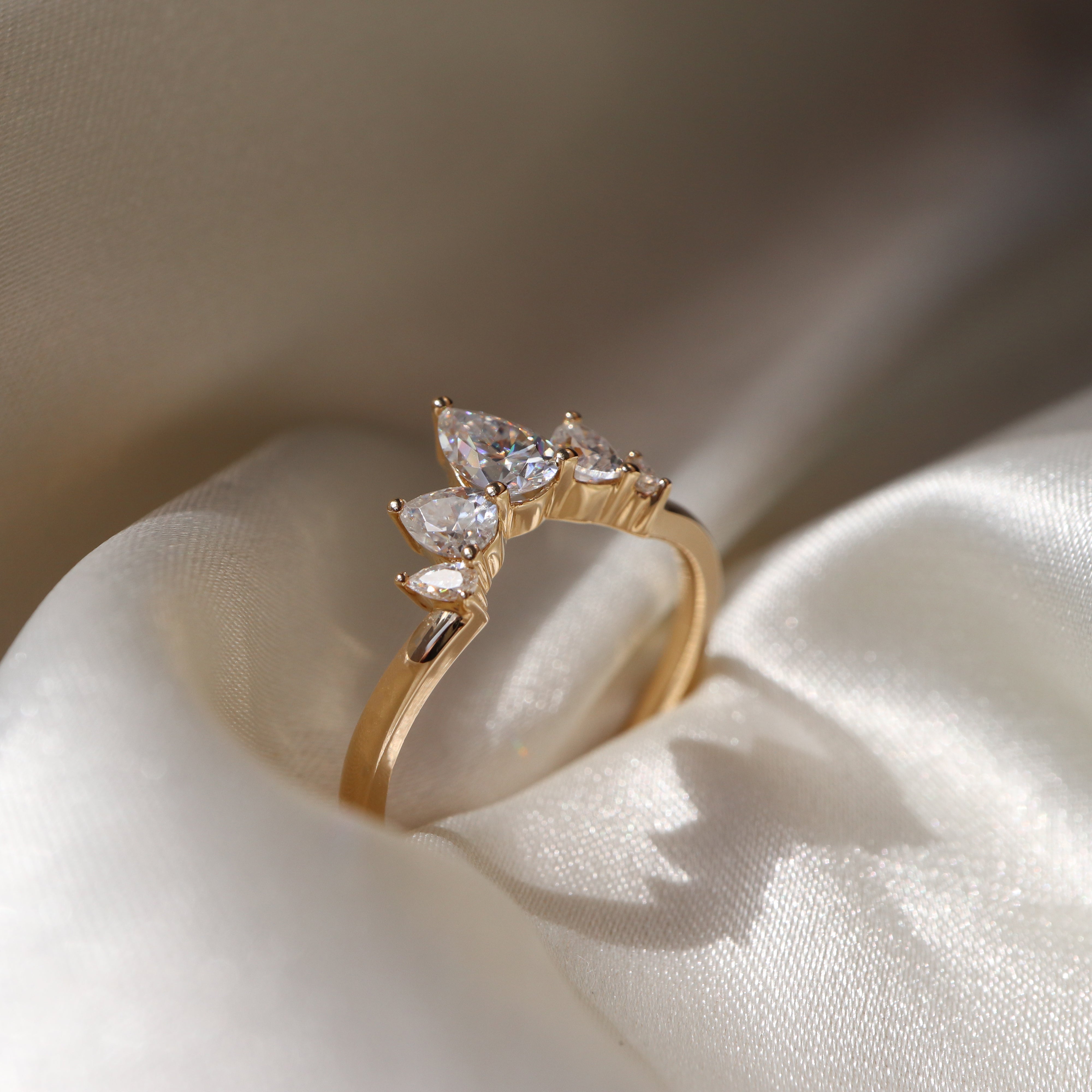 The Eleanor Ring - Crown Wedding Band